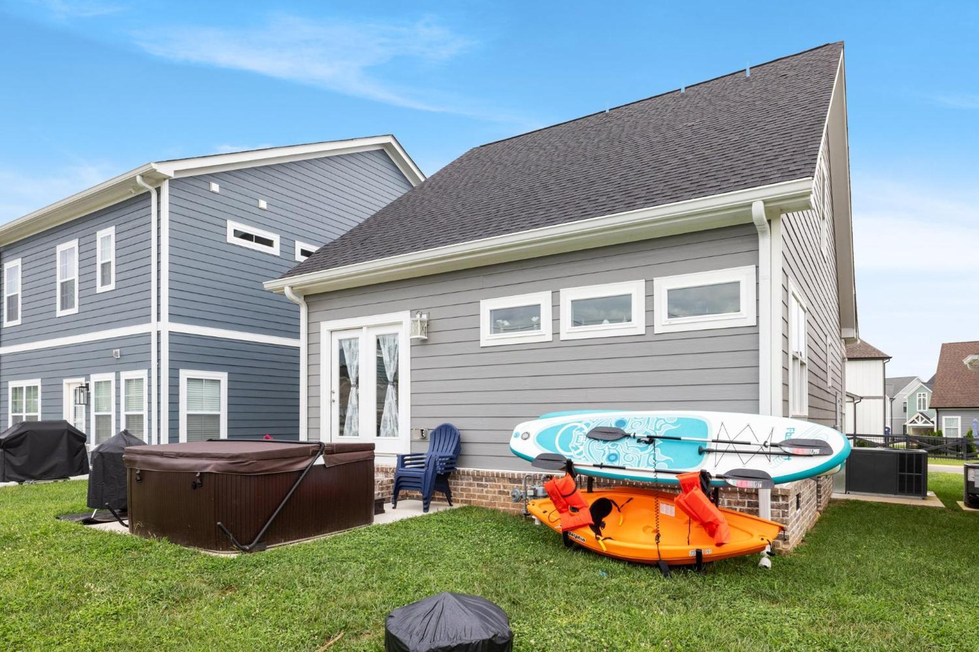 Cozy Lake Cottage W/ Kayaks, Sups, Pool & Firepit Winchester Bagian luar foto
